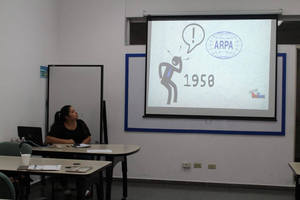Sesión del Programa de Formación de Comunicadores Sociales en temas de Internet, ISOC Panamá y USMA, 2018